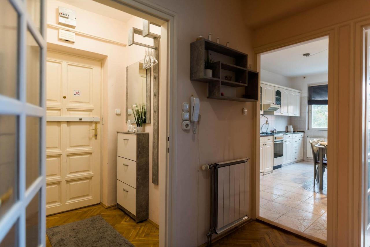 Apartamento Szeged Gyoengye Exterior foto
